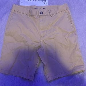 Old Navy brown khaki shorts :: size 31 - Slim